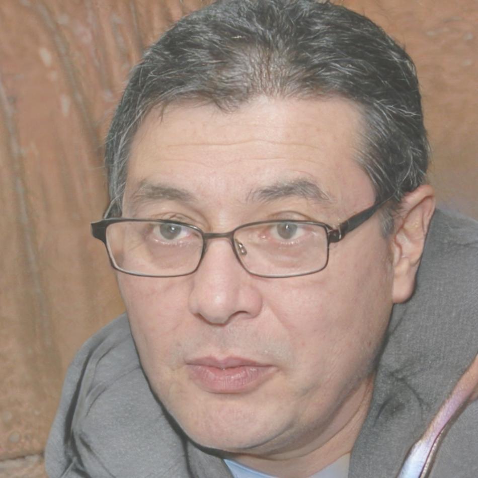 Dr. Mehmet Kaya - Finans Uzmanı