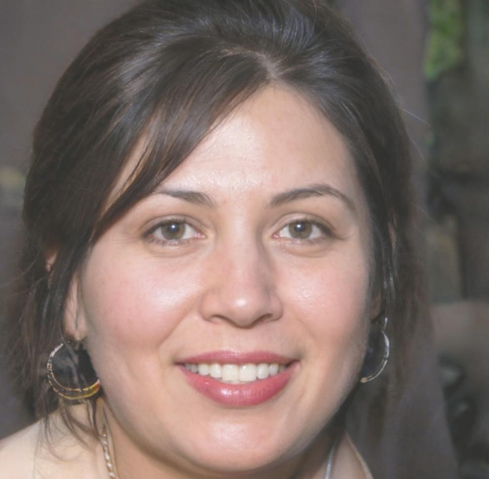 Ayşe Demir - Mali Müşavir